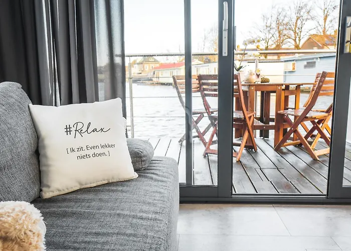 Houseboat Xl Zwartsluis 1